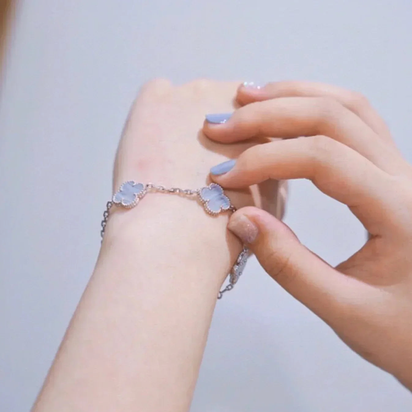 [⭐Glow] CLOVER 5 MOTIF PURPLE CHALCEDONY BRACELET COLLECTION