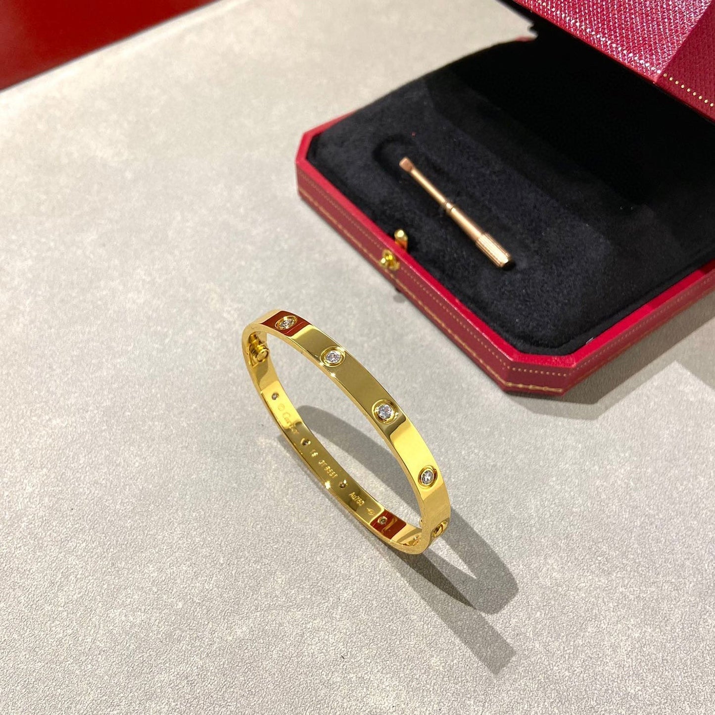 [⭐Glow]LOVE BRACELET 6.1MM 10 DIAMONDS