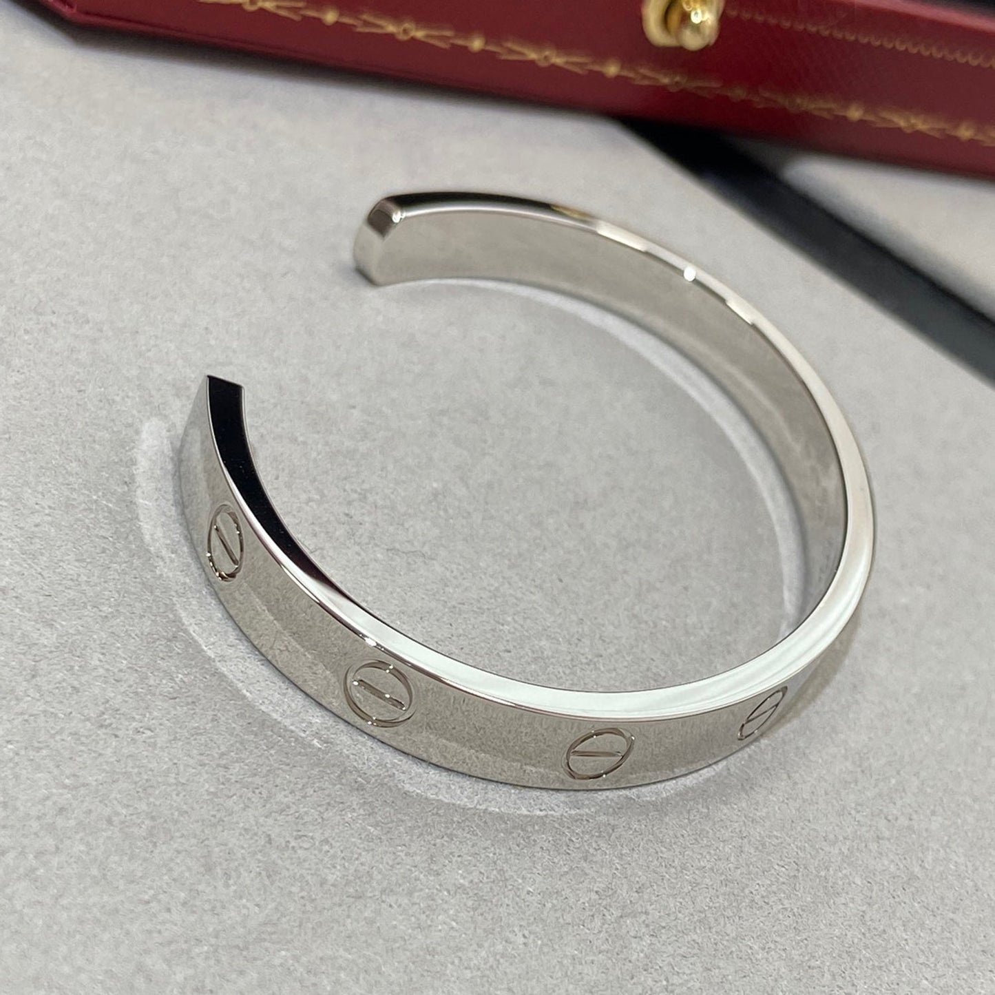 [⭐Glow]LOVE BRACELET 6.1MM 1 DIAMOND OPEN CUFF