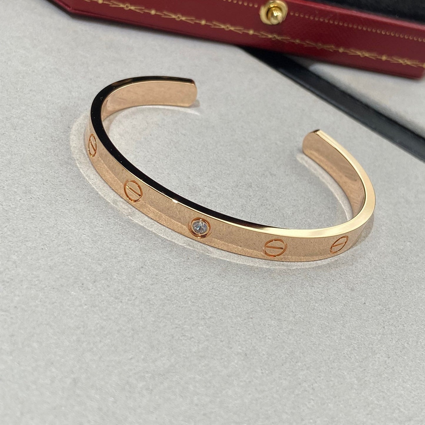 [⭐Glow]LOVE BRACELET 6.1MM 1 DIAMOND OPEN CUFF