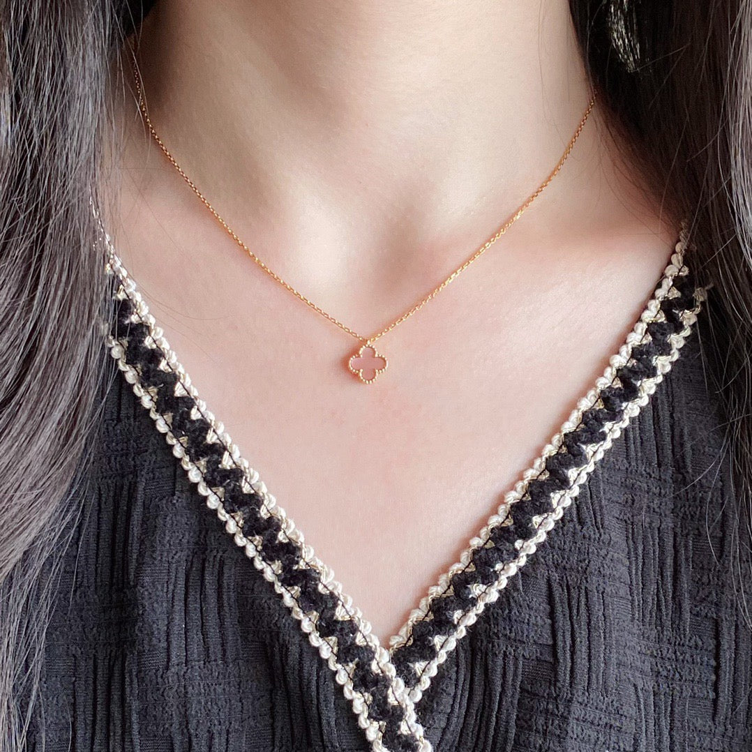 [⭐Glow]CLOVER 15MM PINK MOTHER-OF-PEARL SINGLE FLOWER NECKLACE