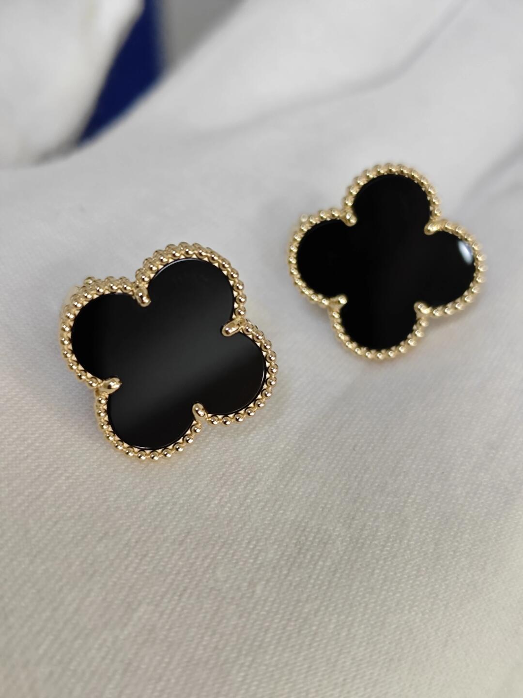 [⭐Glow]CLOVER 20MM BLACK MOP EARRINGS