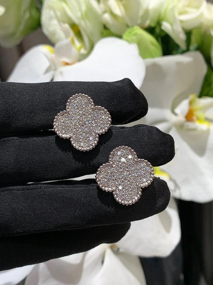 [⭐Glow]CLOVER 20MM MOTIFS DIAMOND STUD EARRINGS SILVER