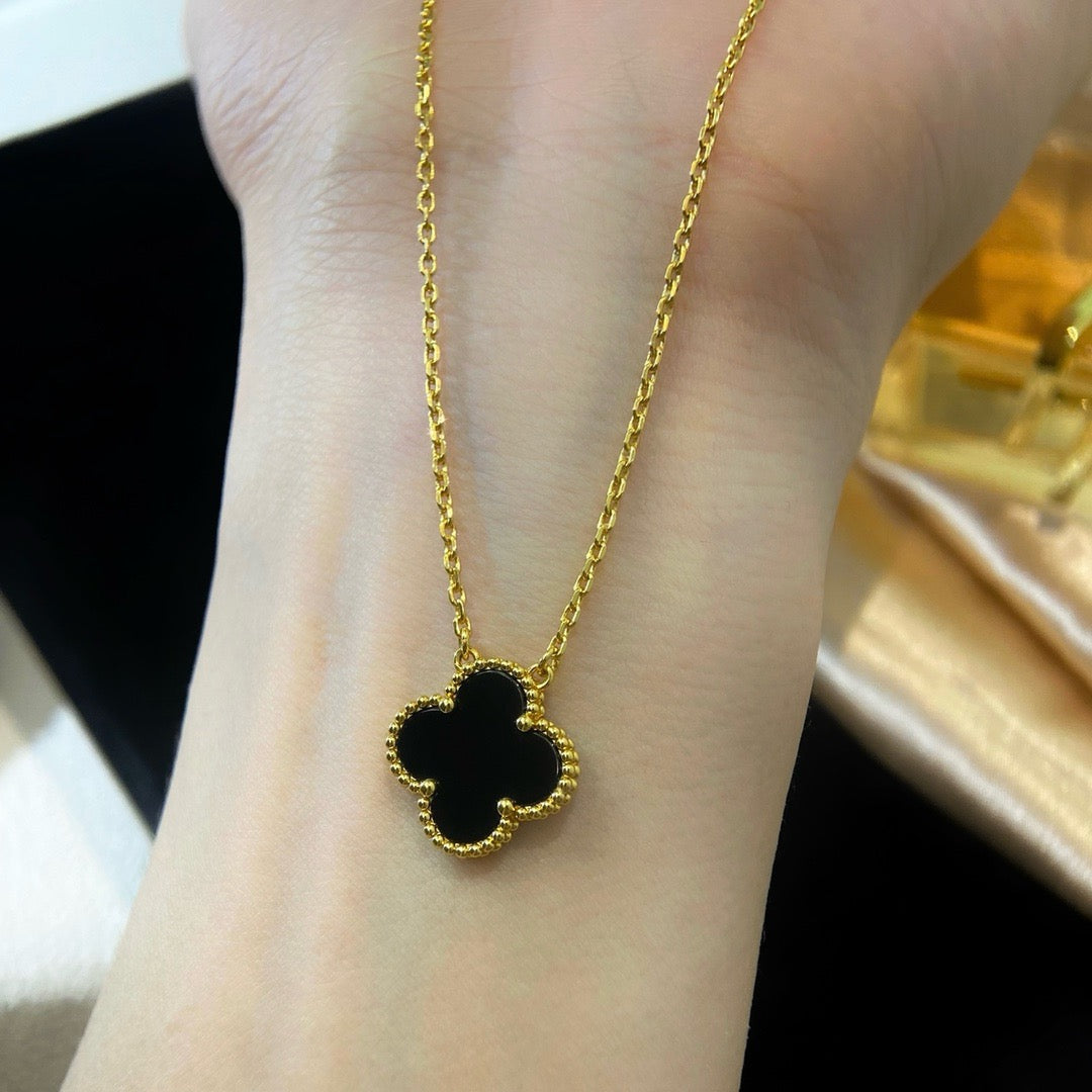 [⭐Glow]CLOVER 15MM BLACK ONYX SINGLE FLOWER NECKLACE