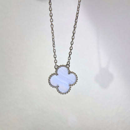 [⭐Glow]CLOVER 15MM BLUE CHALCEDONY NECKLACE SILVER