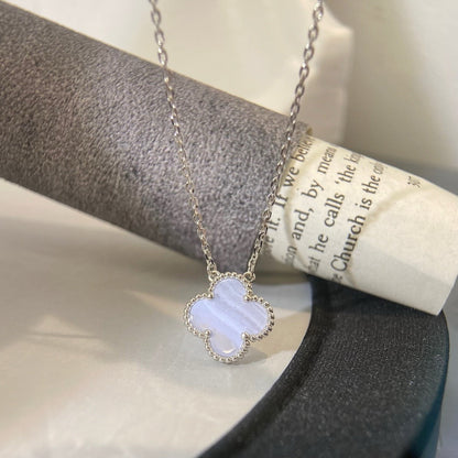 [⭐Glow]CLOVER 15MM BLUE CHALCEDONY NECKLACE SILVER