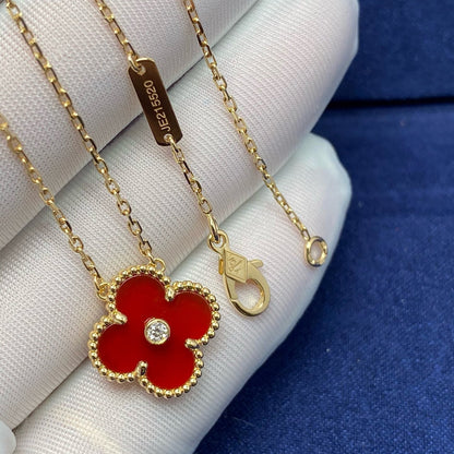 [⭐Glow]CLOVER 15MM DIAMOND CARNELIAN NECKLACE