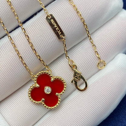 [⭐Glow]CLOVER 15MM DIAMOND CARNELIAN NECKLACE