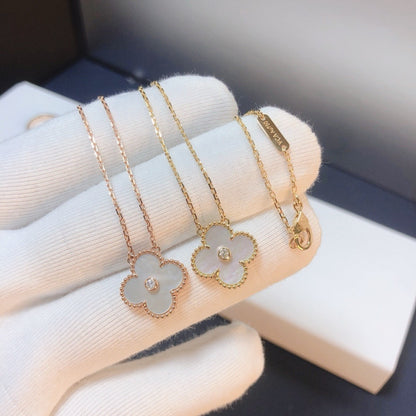[⭐Glow]CLOVER 15MM DIAMOND WHITE FRITILLARIA NECKLACE