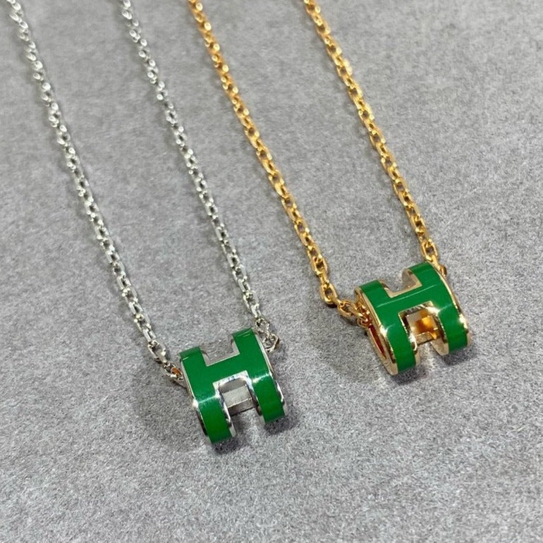 [⭐Glow]POP H GREEN NECKLACE SILVER AND GOLD