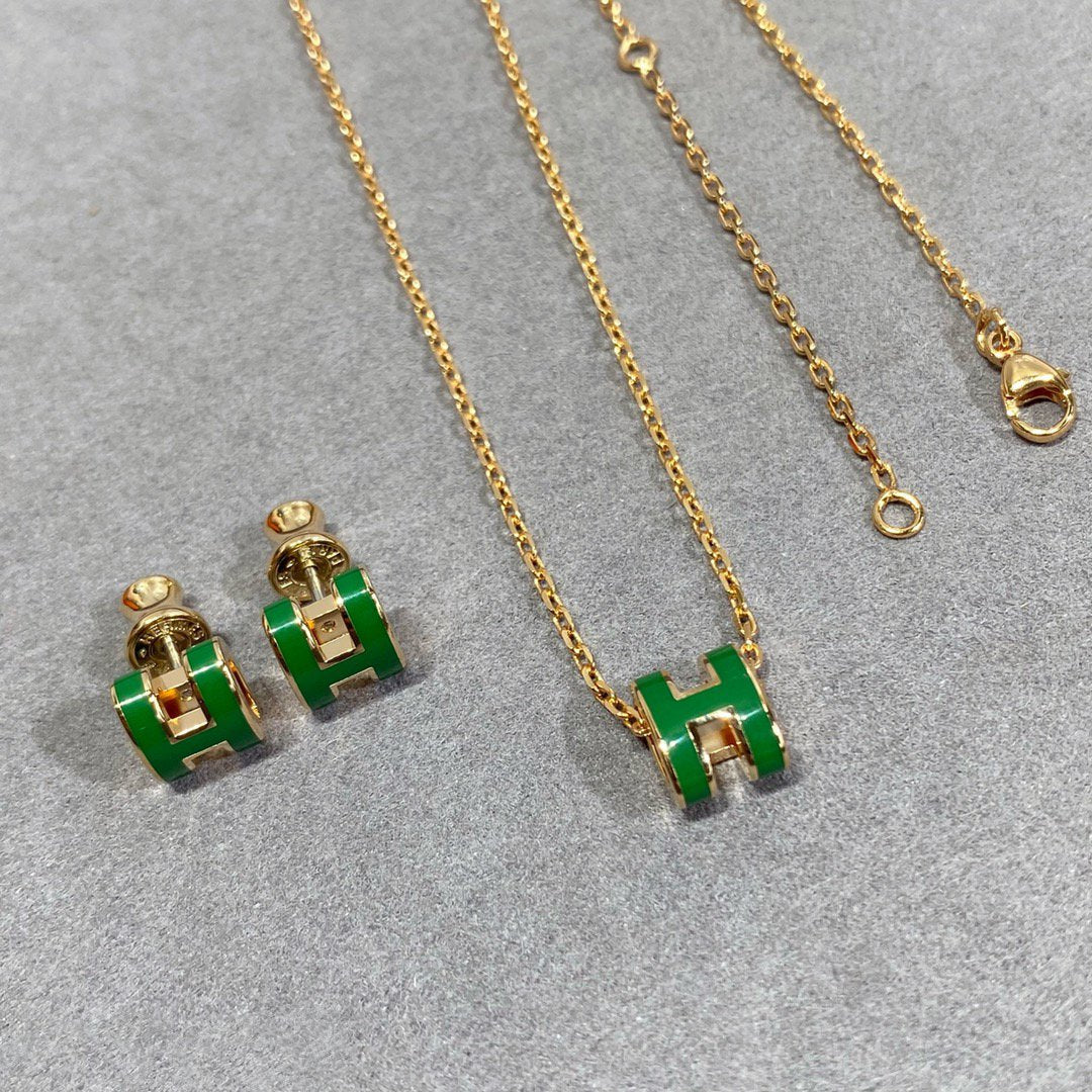 [⭐Glow]POP H GREEN NECKLACE SILVER AND GOLD