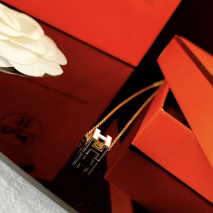[⭐Glow]H WHITE SQUARE GOLD NECKLACE