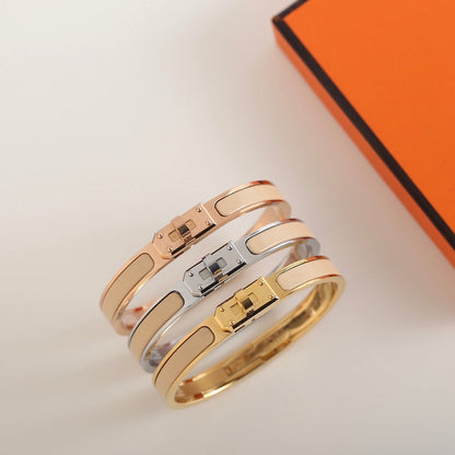 [⭐Glow]HM KELLY BEIGE BRACELET