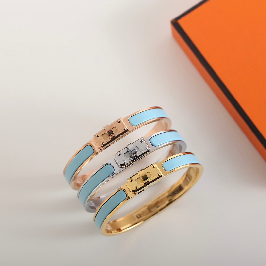 [⭐Glow]HM KELLY CLOUD BLUE BRACELET