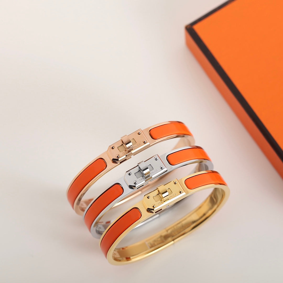 [⭐Glow]HM KELLY ORANGE BRACELET