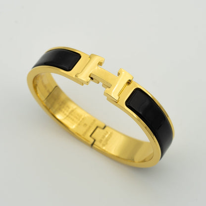 [⭐Glow]H BLACK BRACELET