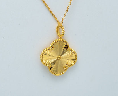 [⭐Glow]CLOVER 25MM PEDANT NECKLACE GOLD