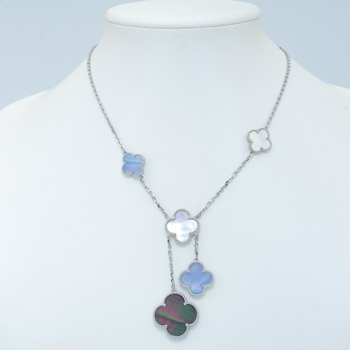 [⭐Glow]CLOVER MOP CHALCEDONY NECKLACE SILVER 6 MOTIF
