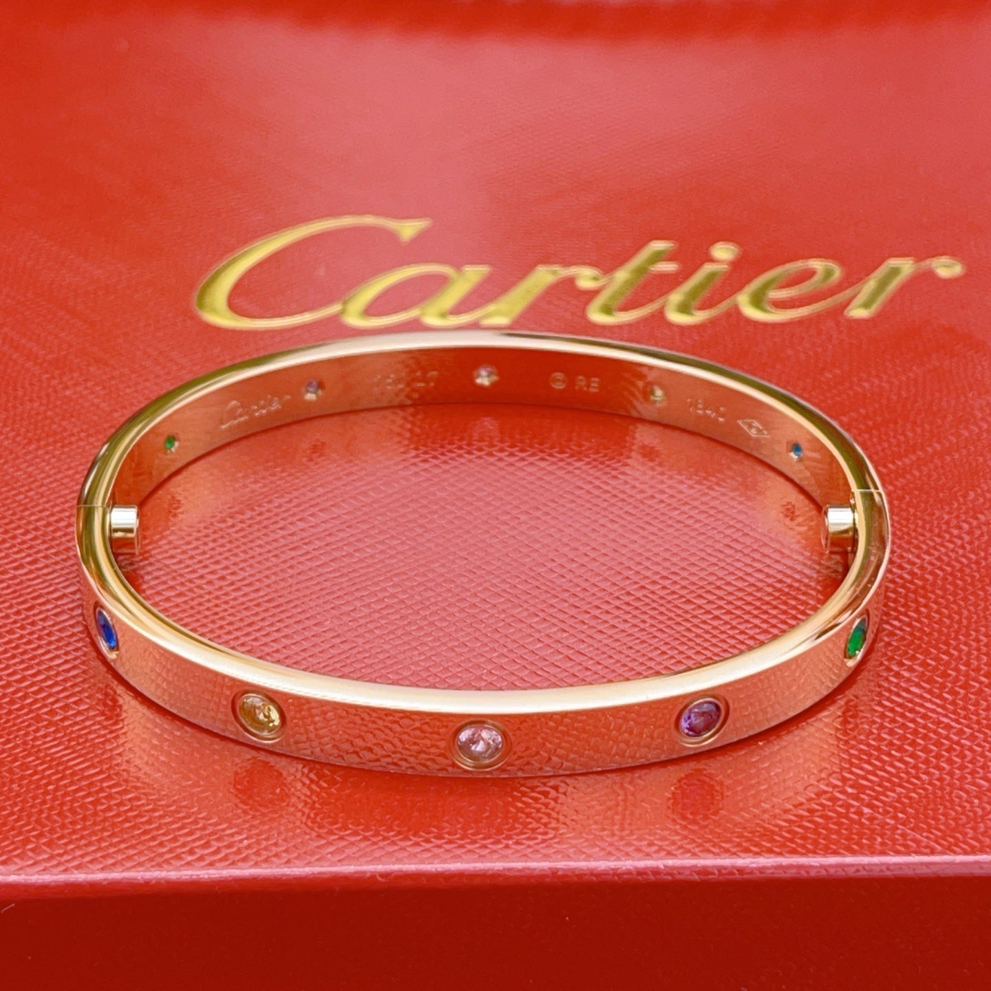 [⭐Glow] 2026 RAINBOW LOVE BRACELET 6.1MM  10 DIAMONDS