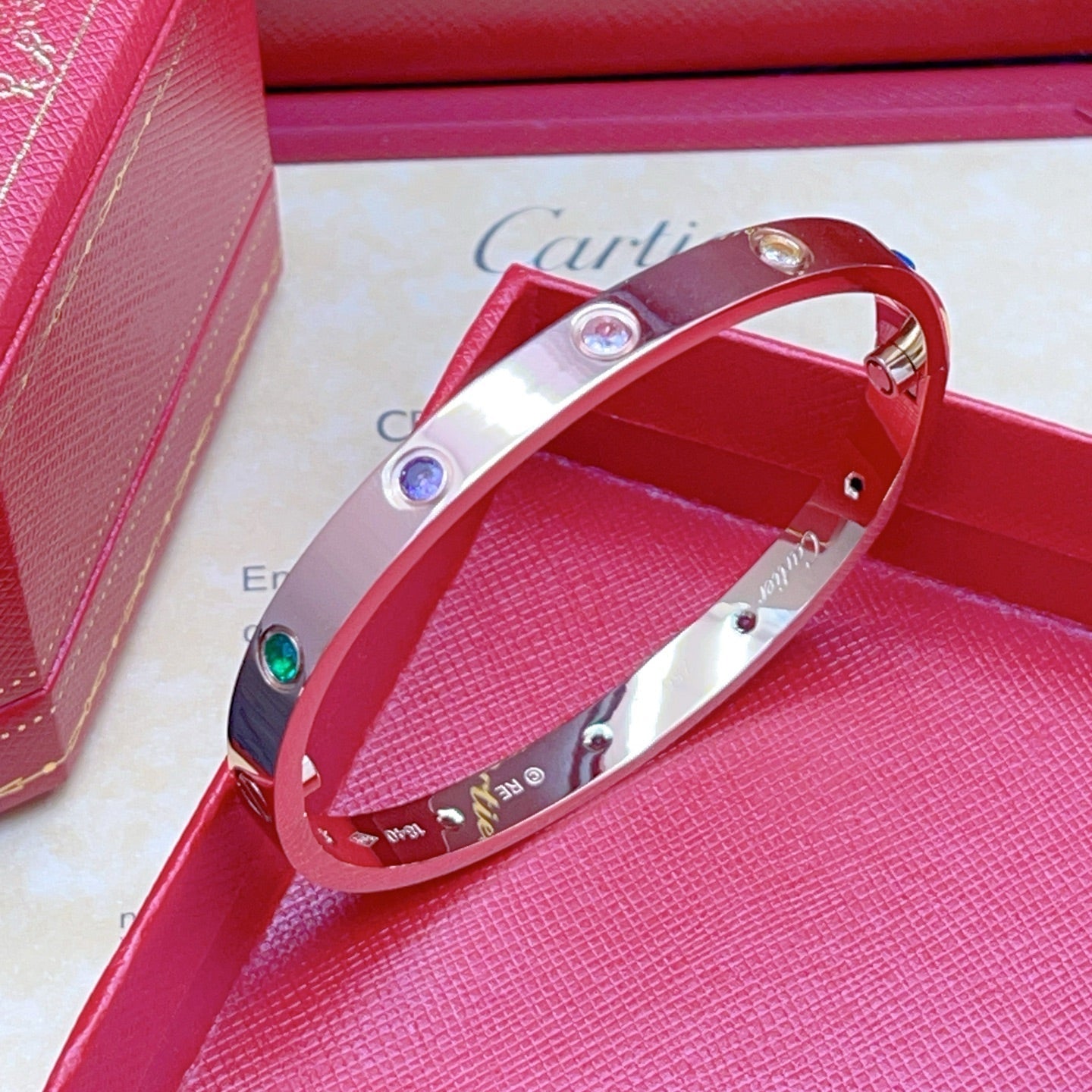 [⭐Glow] 2026 RAINBOW LOVE BRACELET 6.1MM  10 DIAMONDS