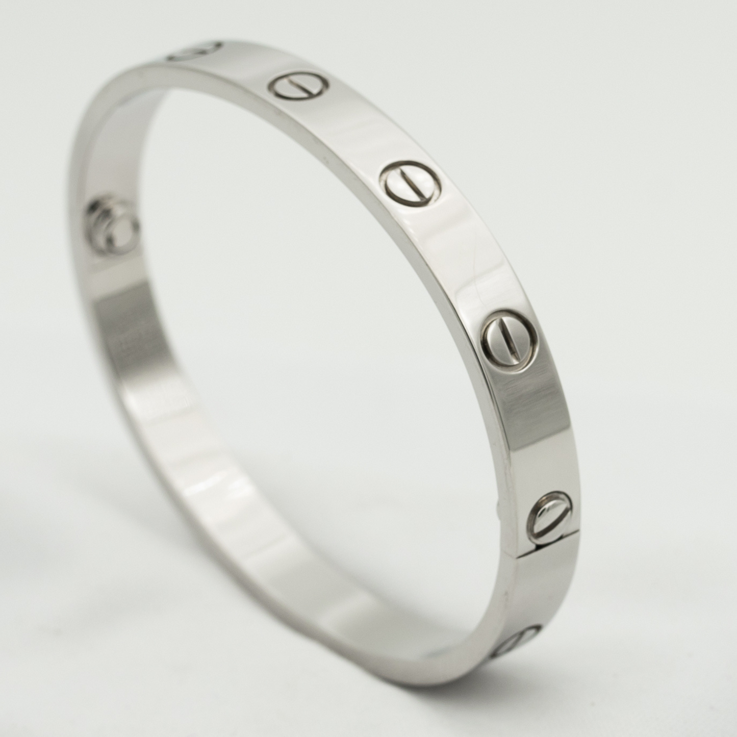 [⭐Glow]LOVE BRACELET 6.1MM