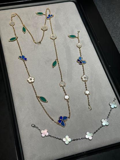 [⭐Glow] 26 NEW CLOVER 15 MOTIFS LUCKY NECKLACE