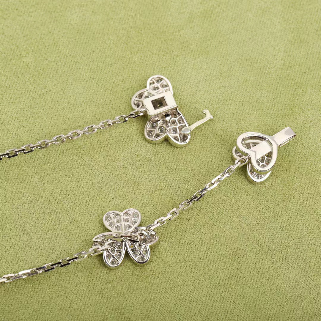 [⭐Glow]FRIVOLE SILVER 9 FLOWERS NECKLACE