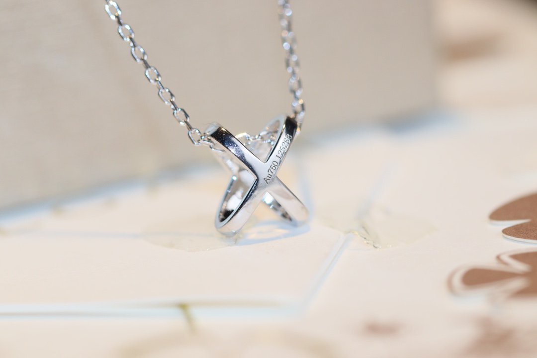 [⭐Glow]JEUX DE DIAMOND NECKLACE