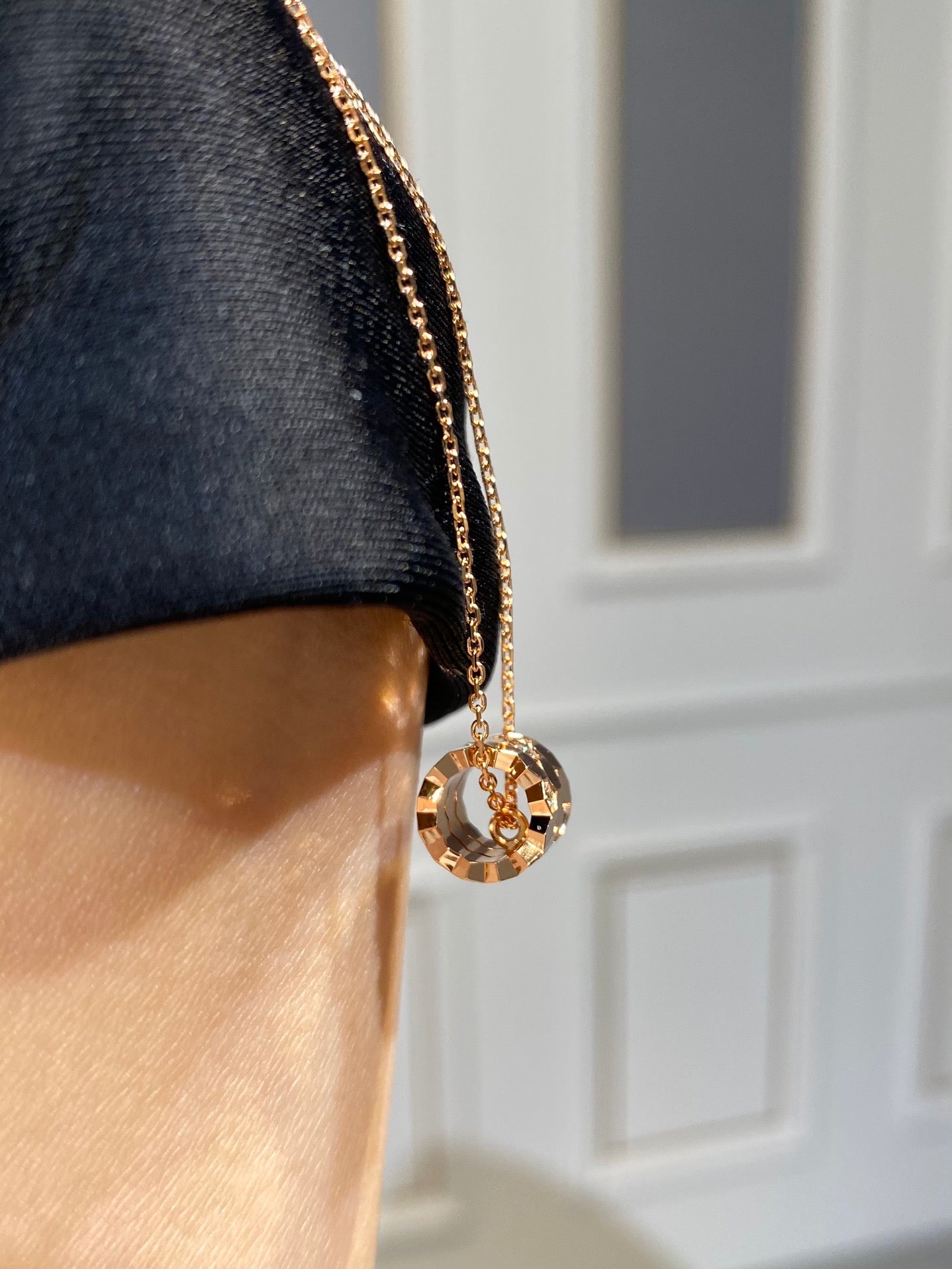 [⭐Glow]BEE LOVE DIAMOND NECKLACE