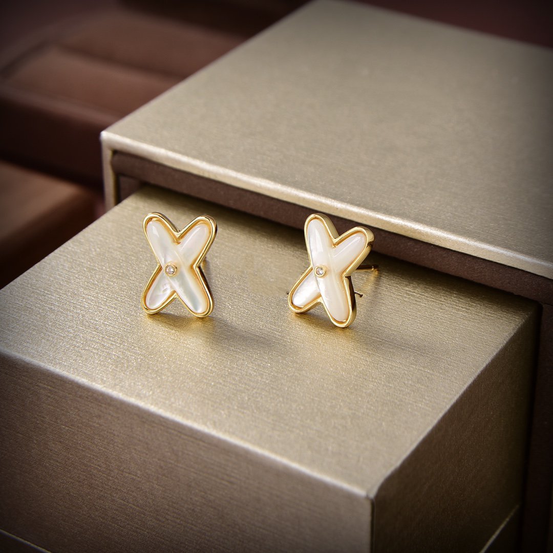 [⭐Glow]JEUX DE WHITE MOP GOLD DIAMOND EARRINGS