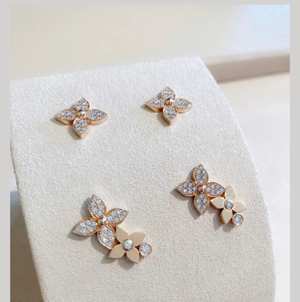 [⭐Glow]STAR BLOSSOM STUD EARRINGS PINK GOLD DIAMONDS