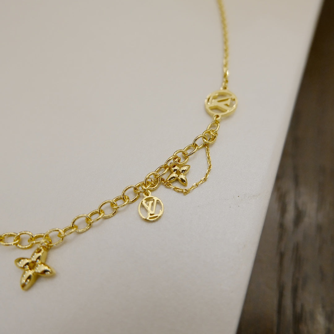 [⭐Glow]BLOOMING SUPPLE NECKLACE BRASS