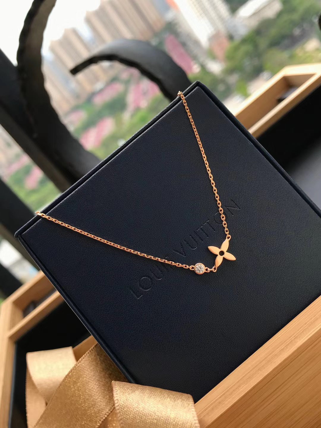 [⭐Glow]BLOSSOM PENDANT PINK GOLD AND DIAMOND