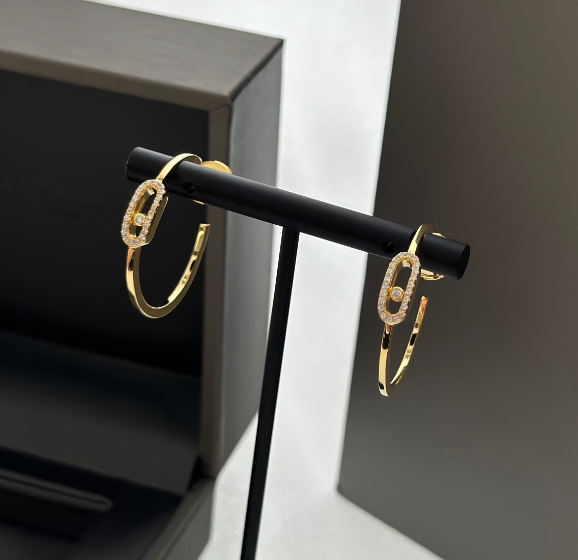 [⭐Glow]CREOLES MOVE UNO PM DIAMOND EARRINGS
