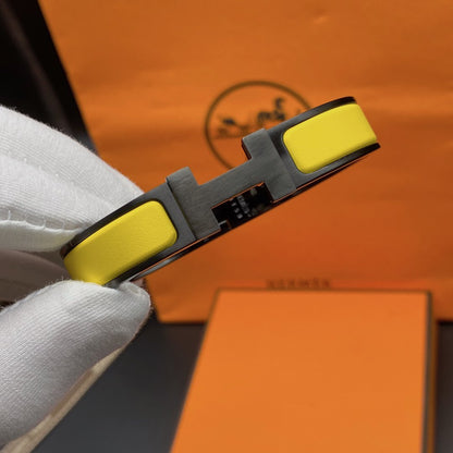 [⭐Glow]CLIC HM SO BLACK YELLOW BRACELET
