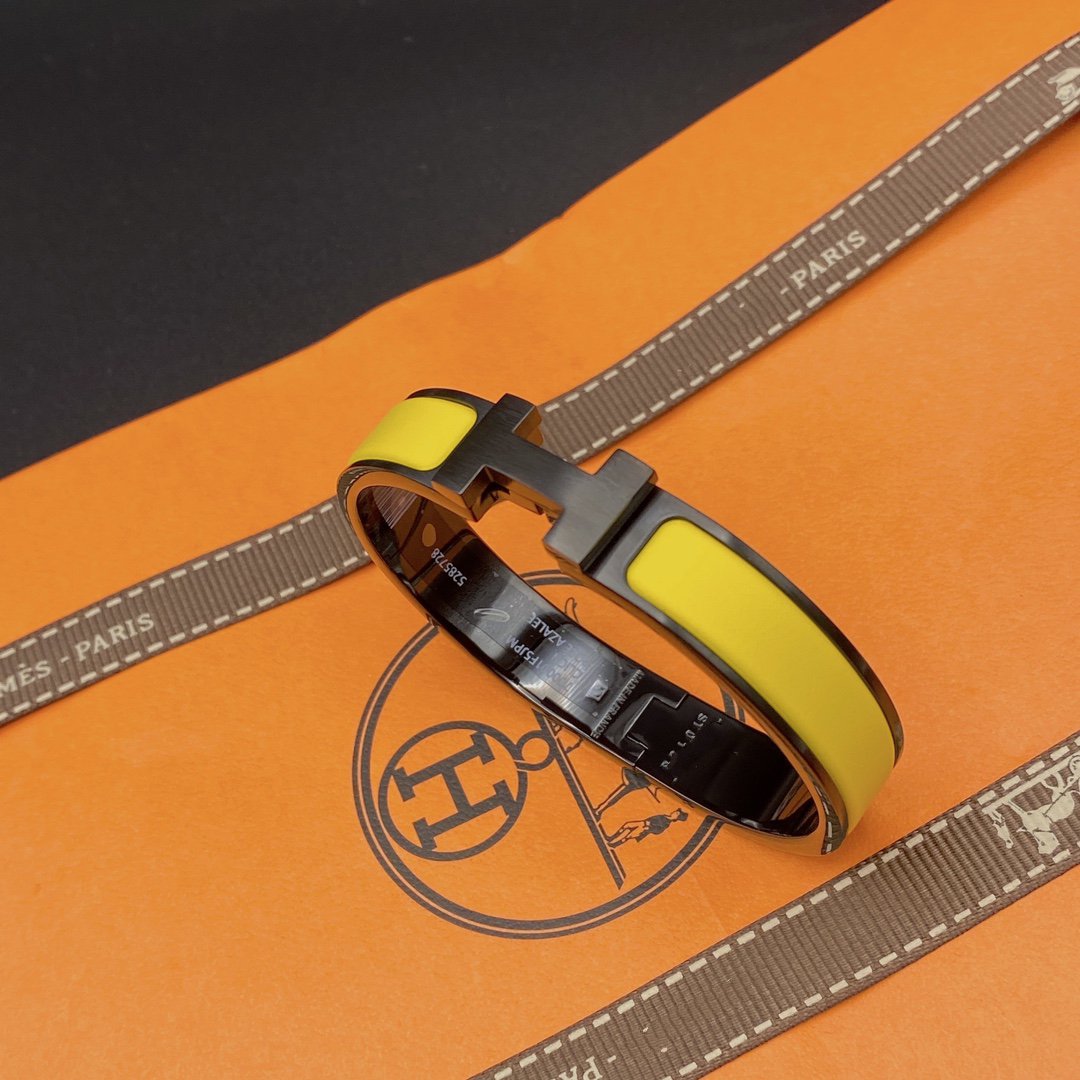 [⭐Glow]CLIC HM SO BLACK YELLOW BRACELET