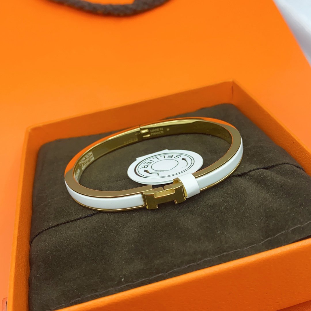 [⭐Glow]CLASSIC HM CLIC WHITE 8MM ENAMEL BRACELET