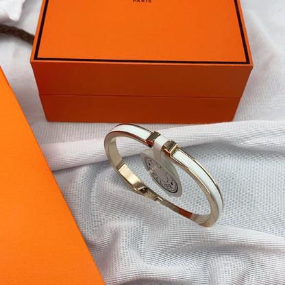 [⭐Glow]CLASSIC HM CLIC WHITE 8MM ENAMEL BRACELET