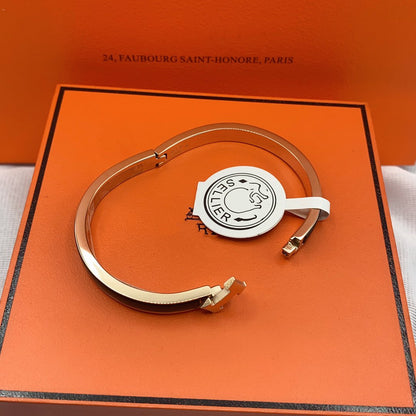 [⭐Glow]CLASSIC HM CLIC BLACK 8MM ENAMEL BRACELET