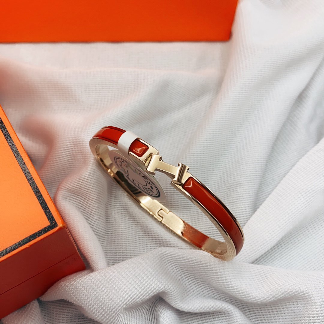 [⭐Glow]CLASSIC HM CLIC RED 8MM ENAMEL BRACELET