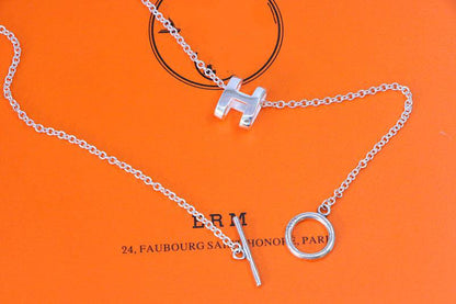 [⭐Glow]HM NECKLACE H LETTER OVAL SERIES