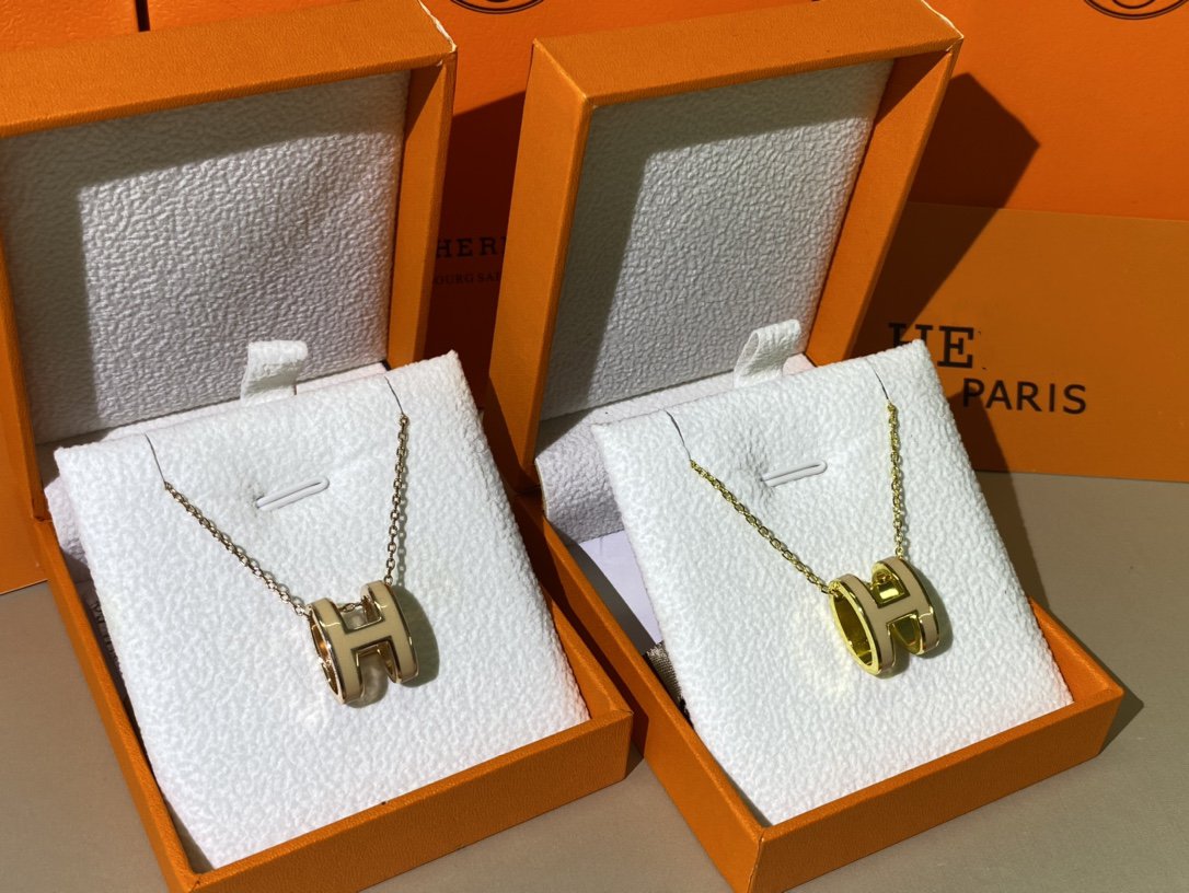 [⭐Glow]HM CLIC YELLOW ENAMEL GOLD NECKLACE