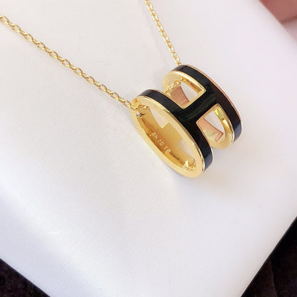 [⭐Glow]HM CLIC BLACK ENAMEL GOLD NECKLACE
