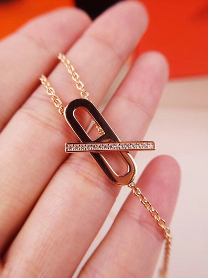 [⭐Glow]HM FIRE PIG NOSE NECKLACE TRENDY STREET