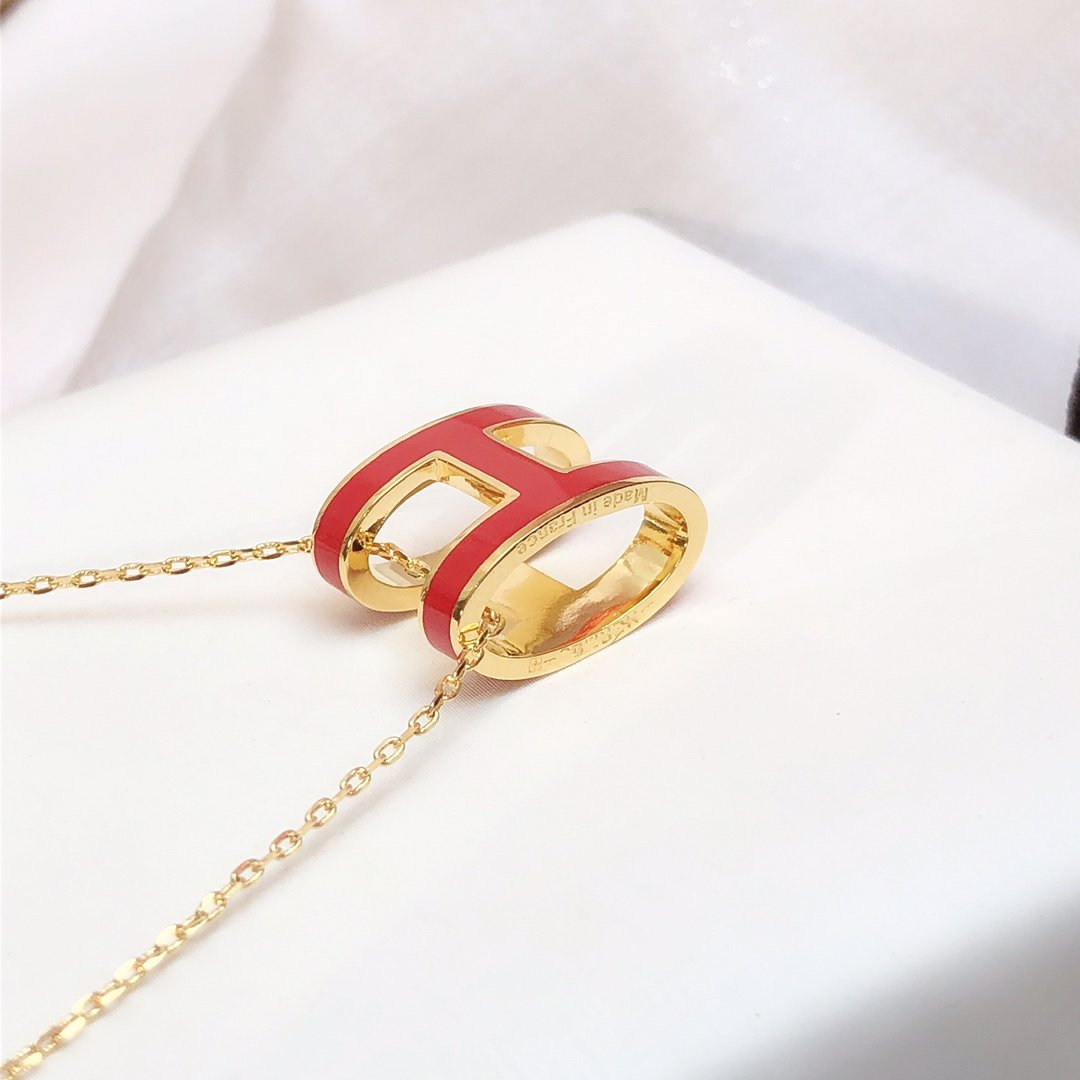[⭐Glow]HM CLIC RED ENAMEL GOLD NECKLACE