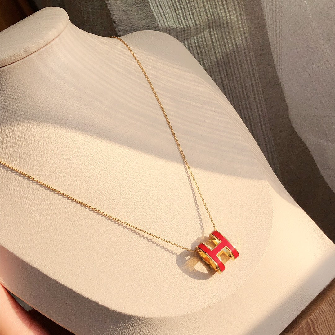 [⭐Glow]HM CLIC RED ENAMEL GOLD NECKLACE