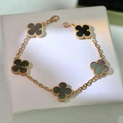 [⭐Glow] CLOVER 5 MOTIF GRAY MOP BRACELET COLLECTION