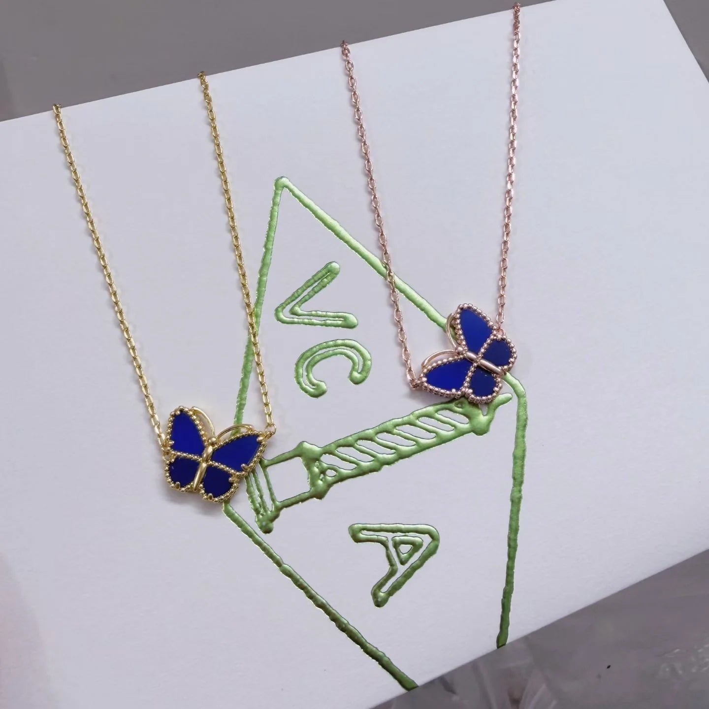 [⭐Glow]  2026 NEW LUCKY BUTTERFLY 1 MOTIFS NECKLACE