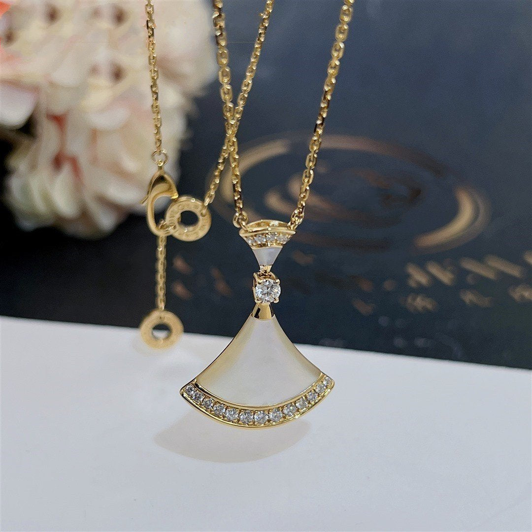 [⭐Glow]DREAM NECKLACE MOP GOLD DIAMOND