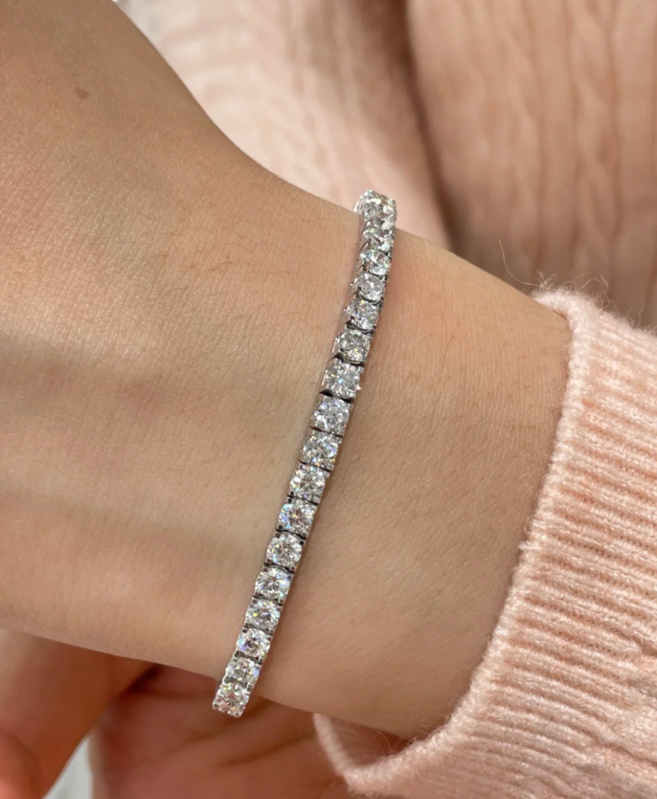 [⭐Glow]  CLASSIC BASEBALL BRACELAT, 52 DIAMOND